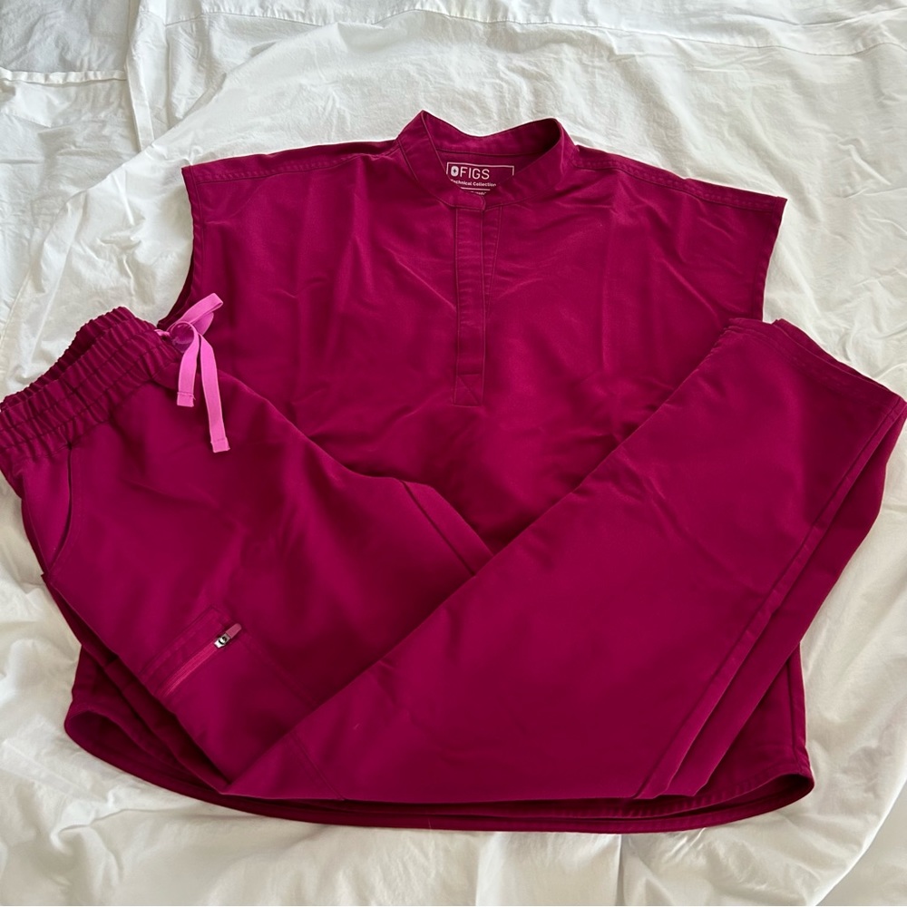 Figs Scrubs Set - Dark Magenta - S